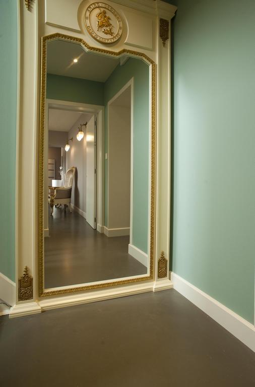 B&B Saint-Georges -Located In The City Centre Of Bruges- Exterior photo A mirror
